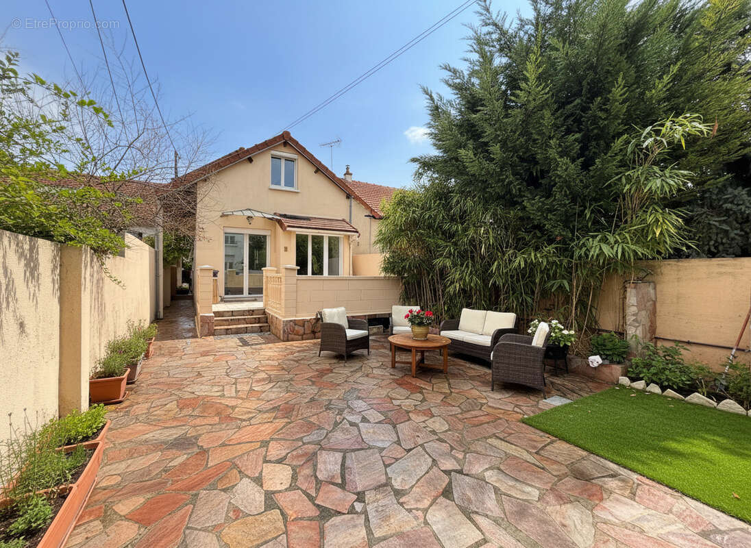 Maison à HOUILLES