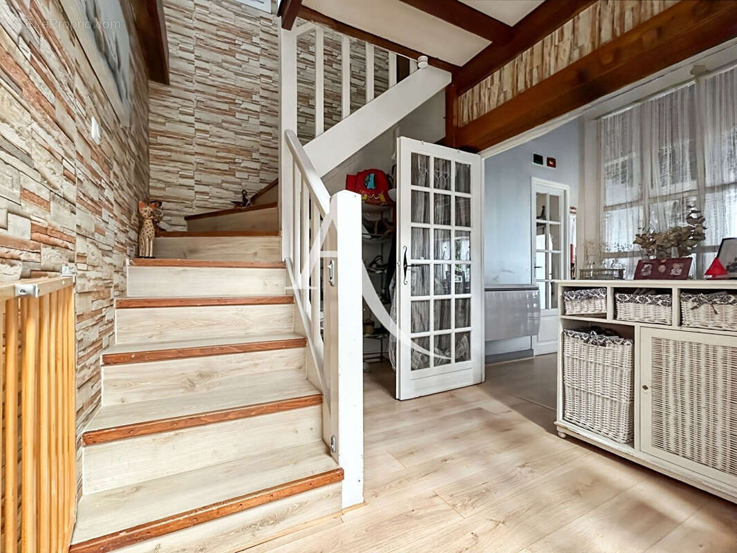 Maison à BOIS-D'ARCY