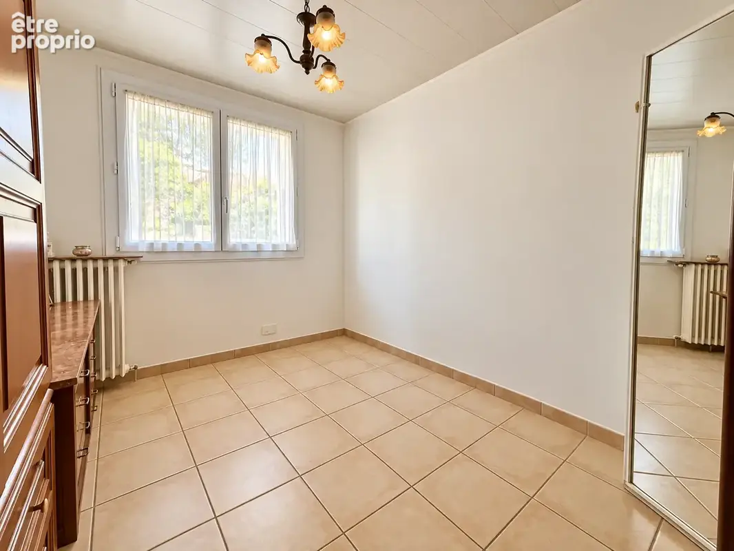 À VENDRE - T3 avec Terrasse 100 m2 + balcon et Cave   Secteur Les Vallons - photo 15