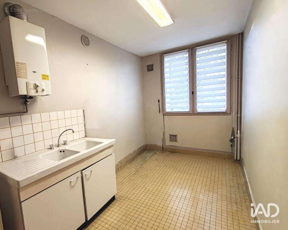 Photo 3 - Commerce à AMIENS