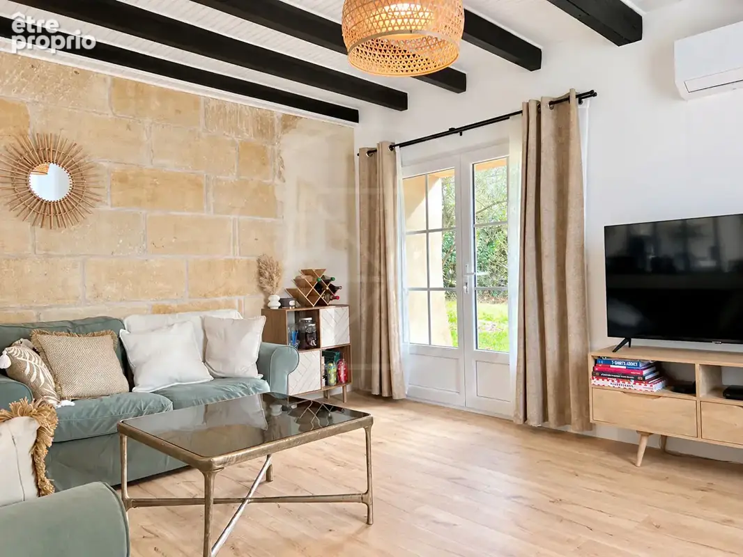 Maison de caractère rénovée avec dépendance - photo 2
