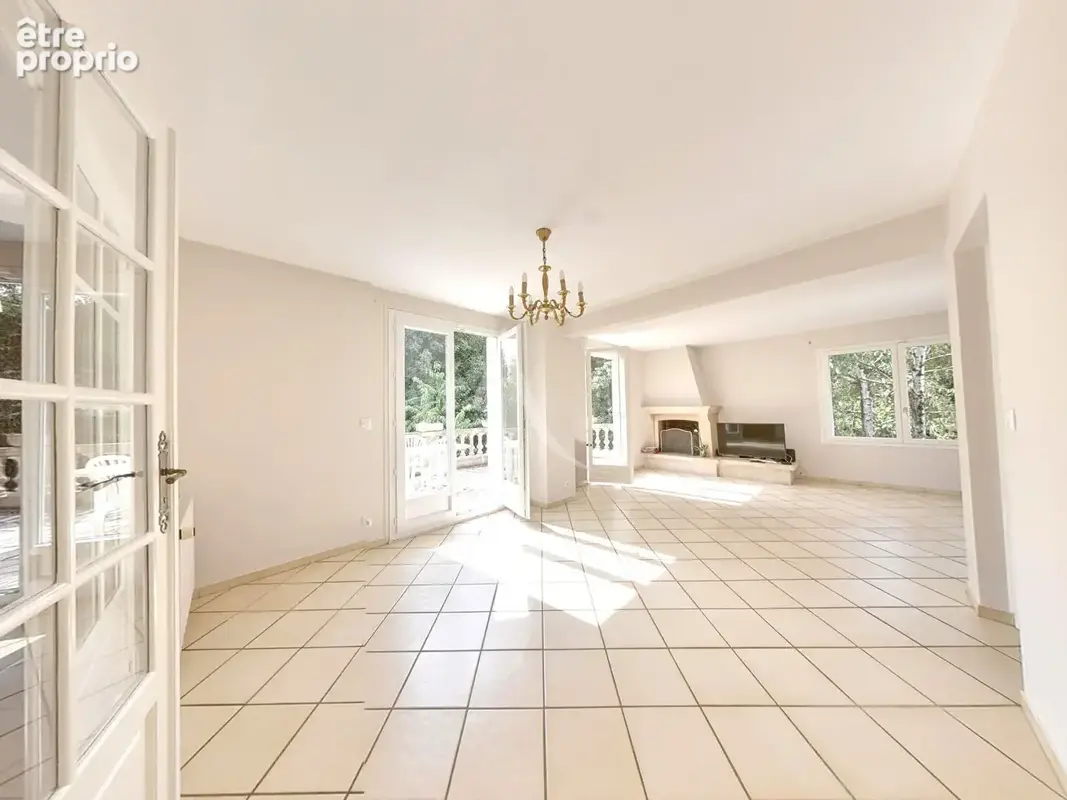 Maison à BRY-SUR-MARNE