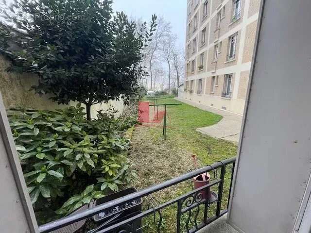 Appartement à ISSY-LES-MOULINEAUX