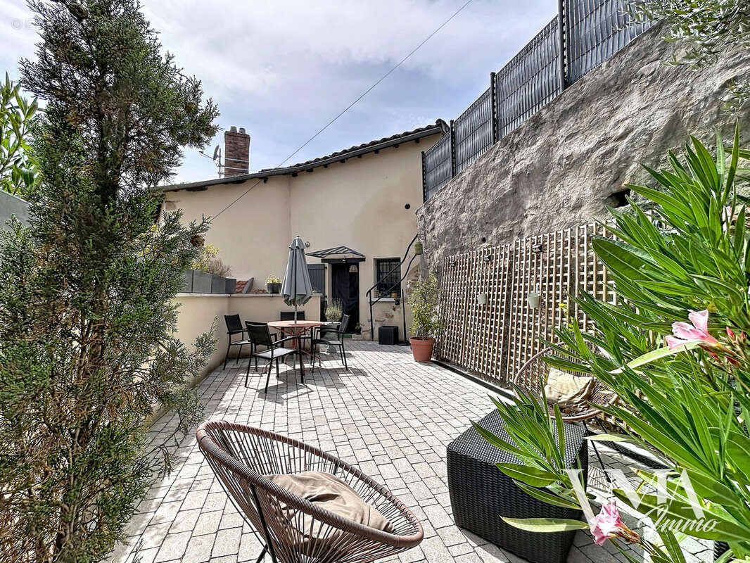 Appartement à SAIN-BEL