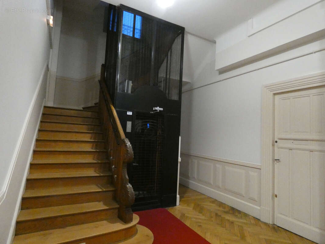 Appartement à NERIS-LES-BAINS