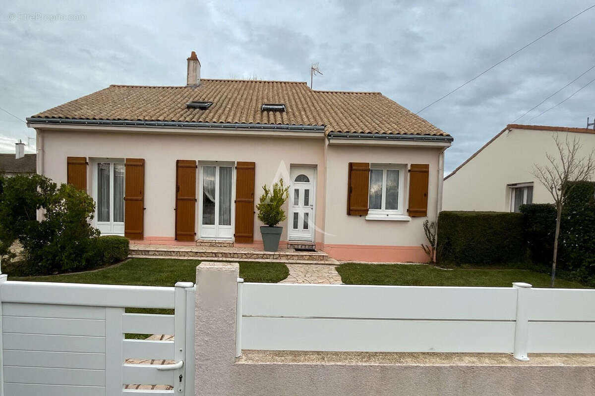 Maison à SAINT-PHILBERT-DE-GRAND-LIEU