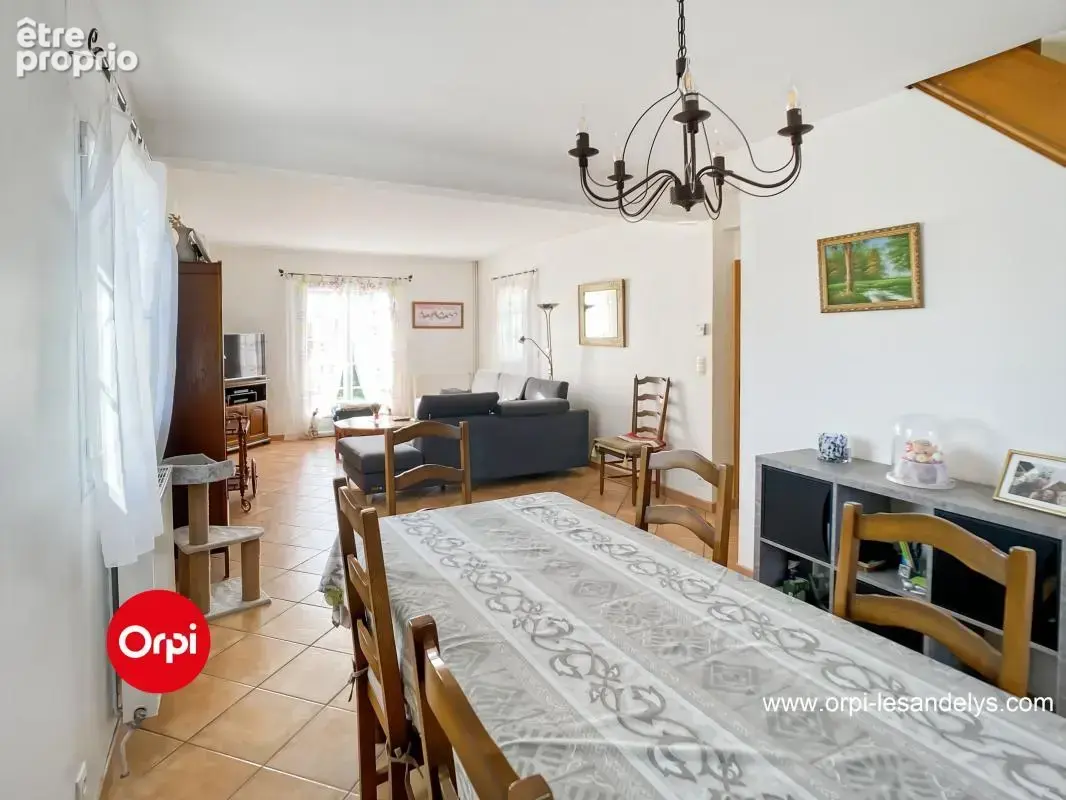 Maison avec sous sol total  À Vendre 4 chambres Vallée de Seine Jardin - photo 6