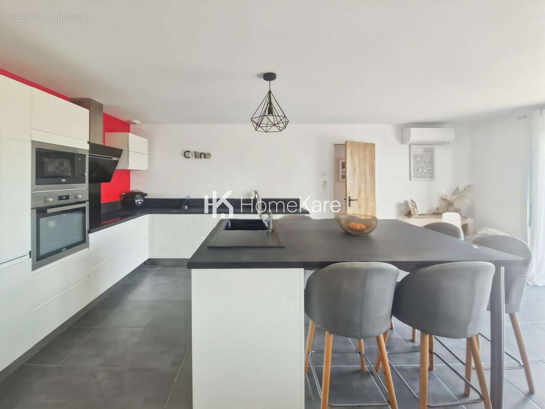 Maison à LAGARDELLE-SUR-LEZE