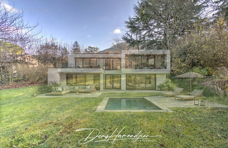 Maison à SAINT-ROMAIN-AU-MONT-D'OR