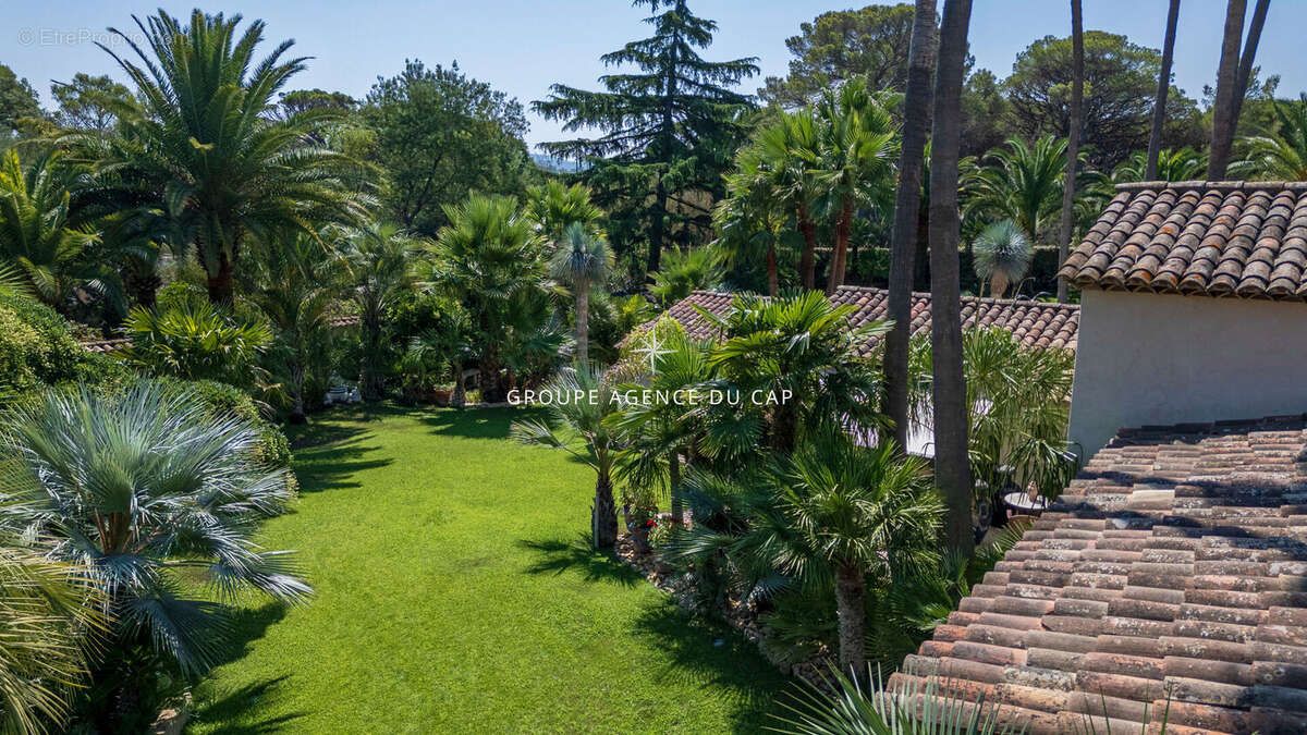 Magnifique villa en pierres au coeur des golfs avec piscine - photo 17