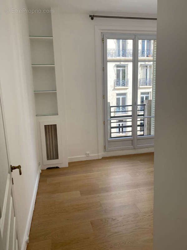Appartement Paris Trocadéro 4 pièce(s) 82.07 m2 HSP 2.78M - photo 14