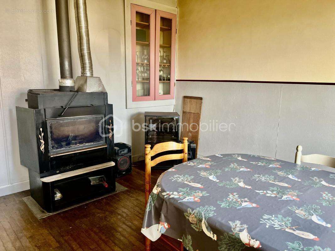 Maison à CLERMONT-EN-ARGONNE