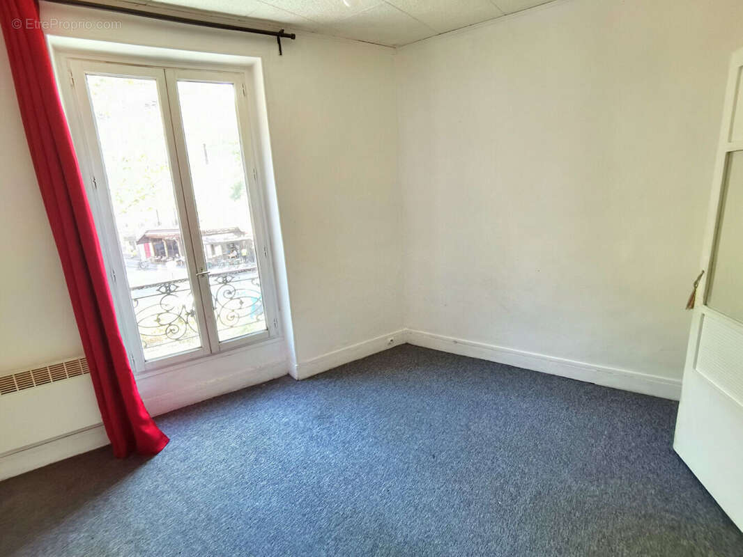 Appartement 2 pièces à vendre près du Canal Saint-Martin (75010) ! - photo 4