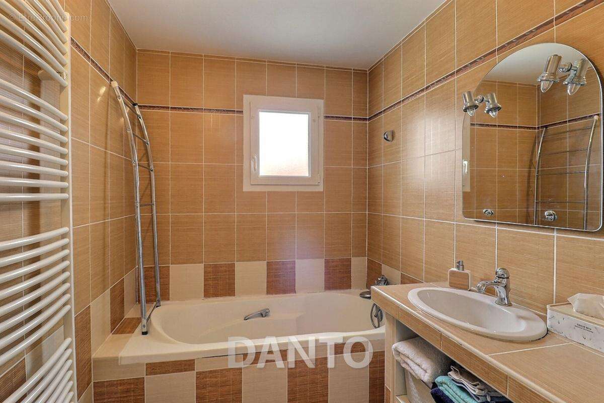 Maison à ARTHON-EN-RETZ