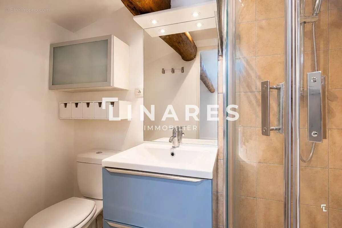 Appartement à MARSEILLE-1E