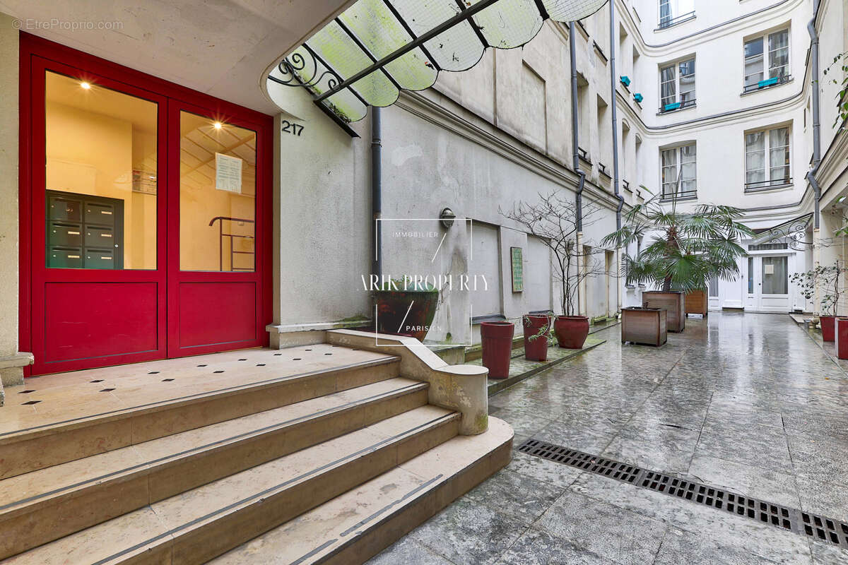 Appartement à PARIS-2E