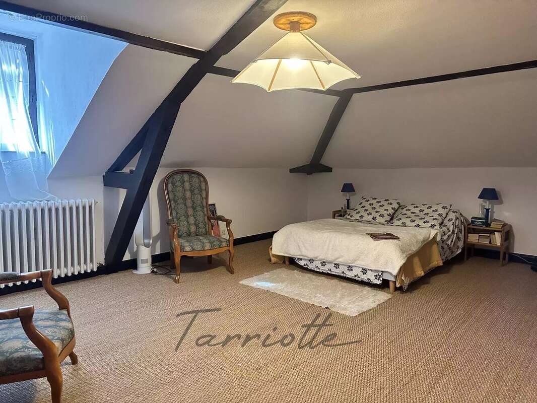 Maison à MONTELIMAR