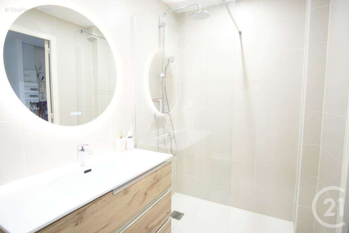 Appartement à THIAIS