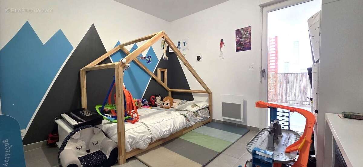 Appartement à CUGES-LES-PINS