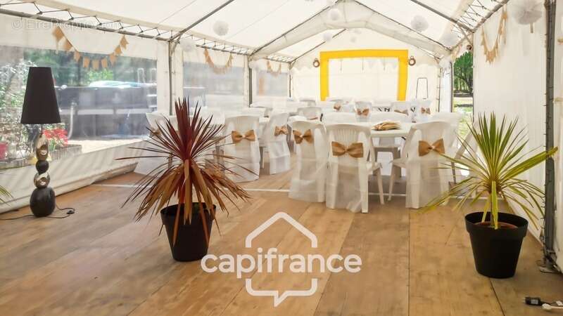 Commerce à SAINTE-LIVRADE-SUR-LOT