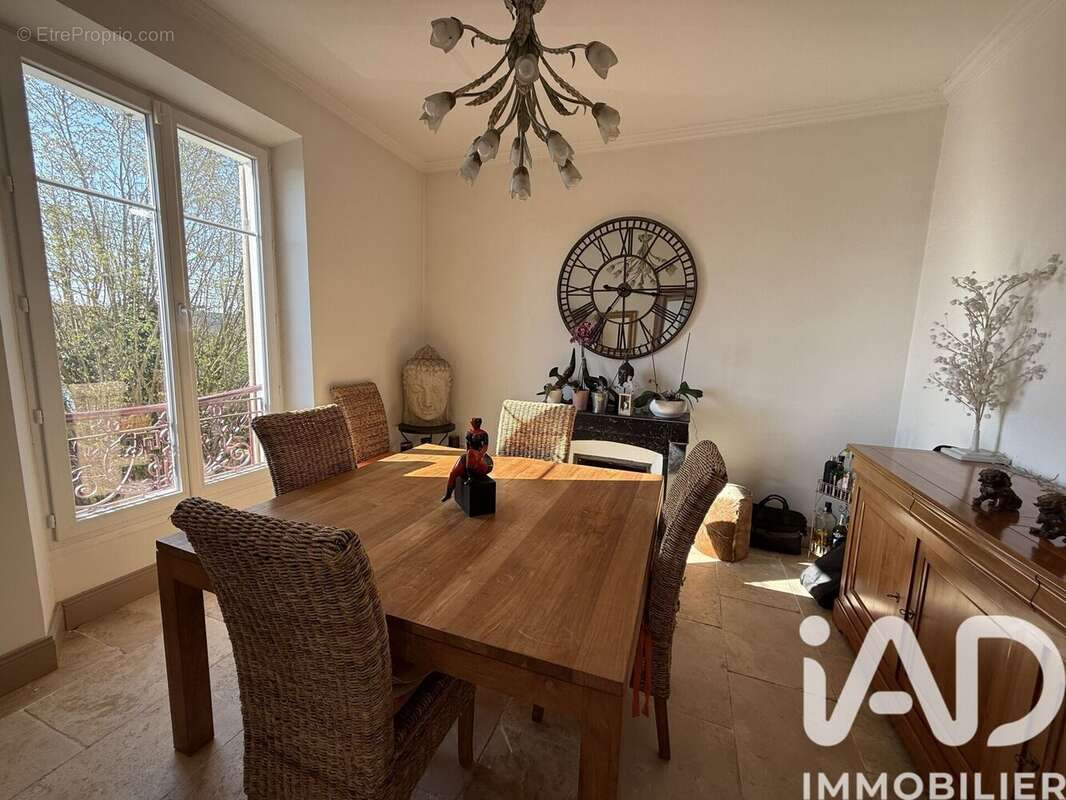 Photo 4 - Maison à LE MEE-SUR-SEINE