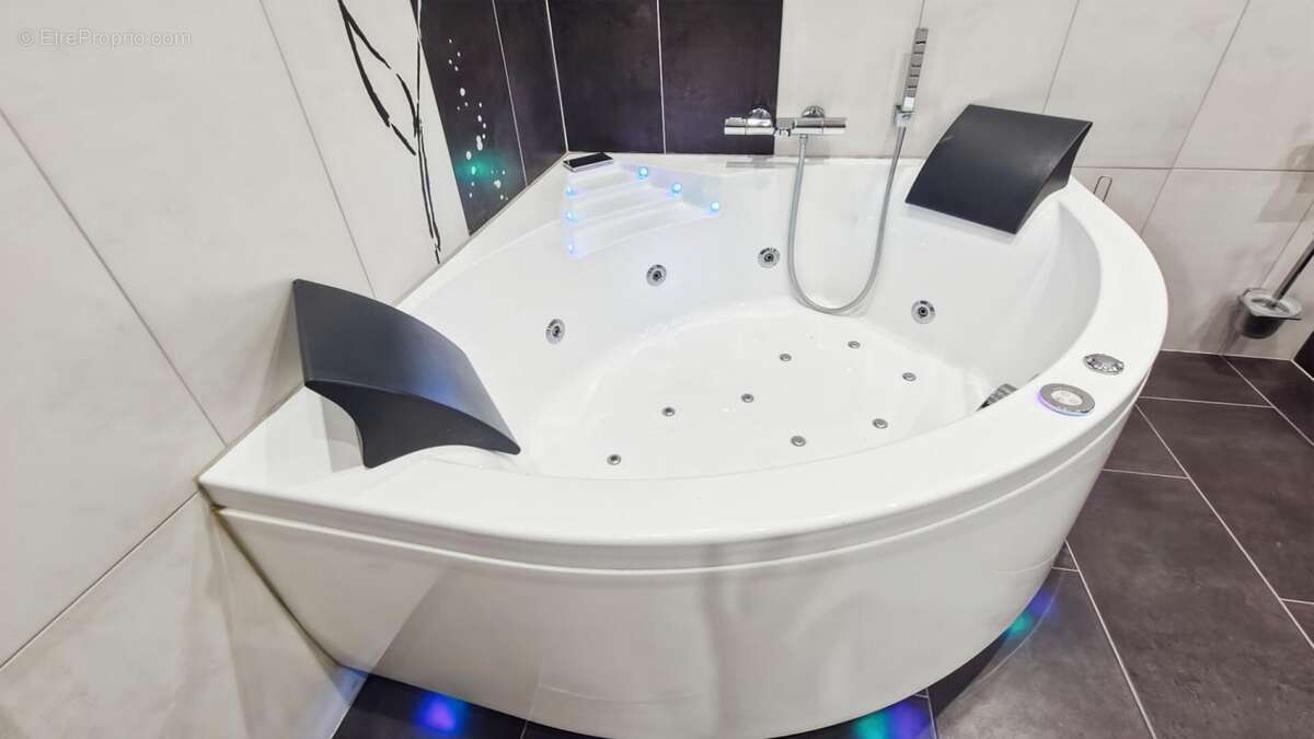 Appartement à OBERHOFFEN-SUR-MODER