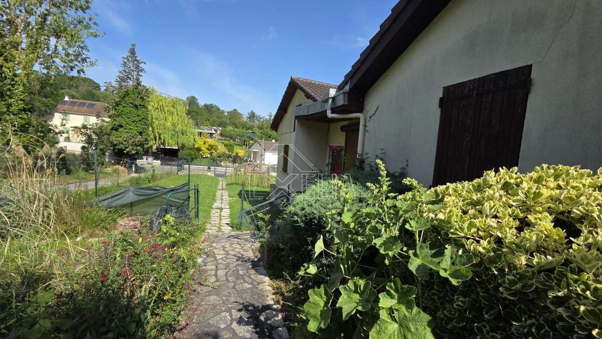 Maison à MANTES-LA-VILLE