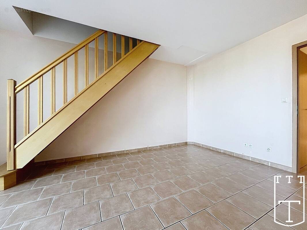 Appartement à RUOMS