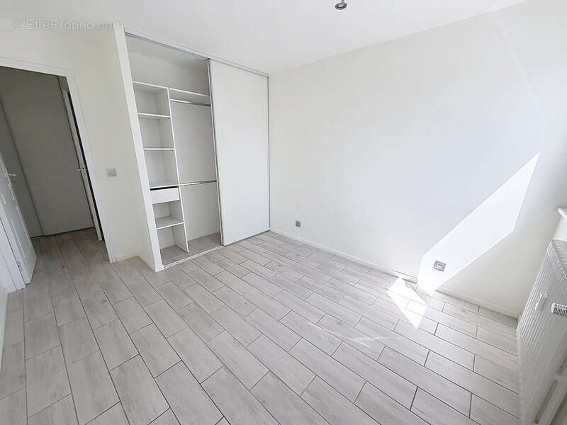 Appartement à VILLE-LA-GRAND