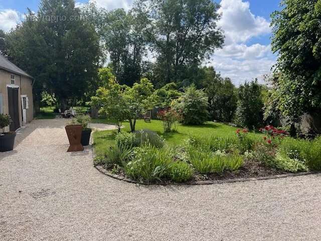 Maison à OUZOUER-LE-MARCHE