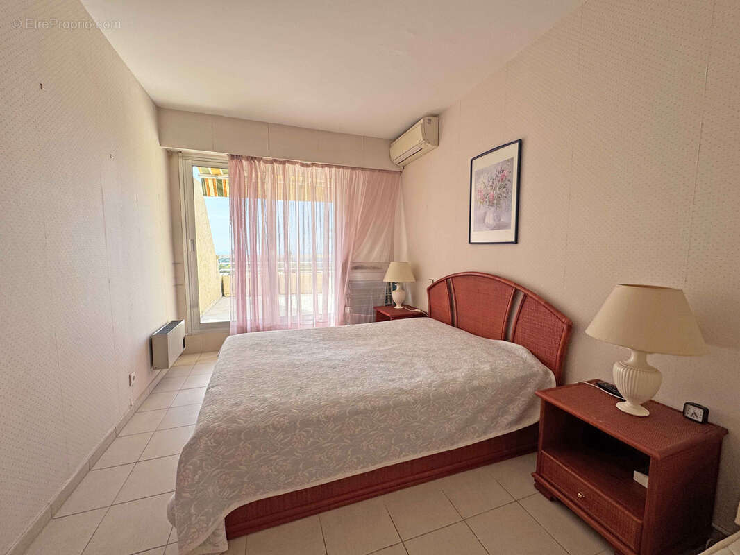 Vence - Vue mer panoramique - Appartement 2P de 62 m2 Dernier étage - photo 4
