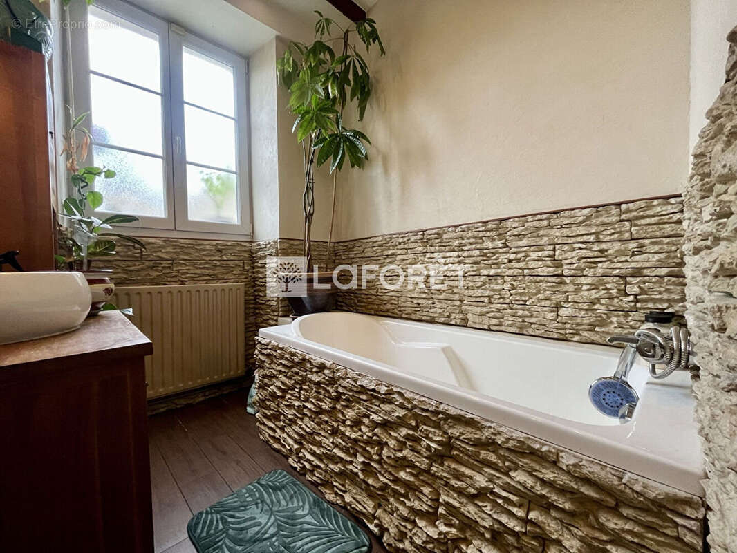 Maison Bury 4 pièce(s) 96 m2 - photo 5