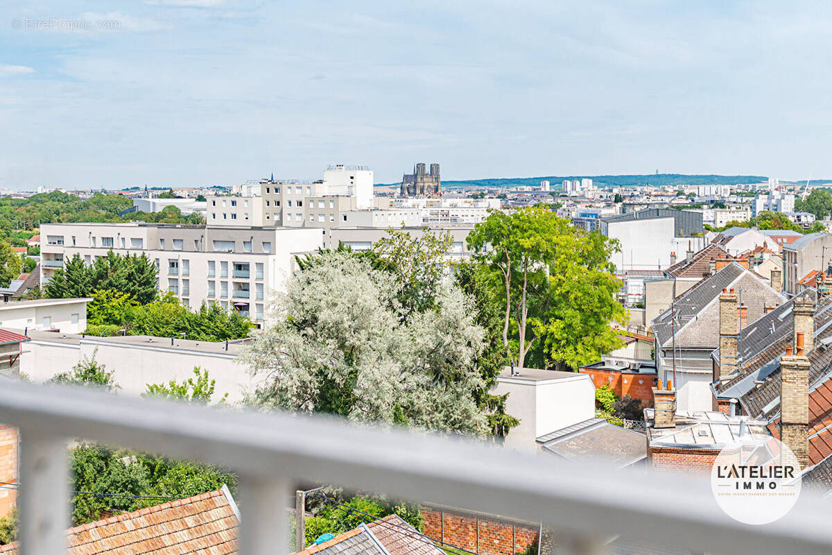 Appartement à TINQUEUX