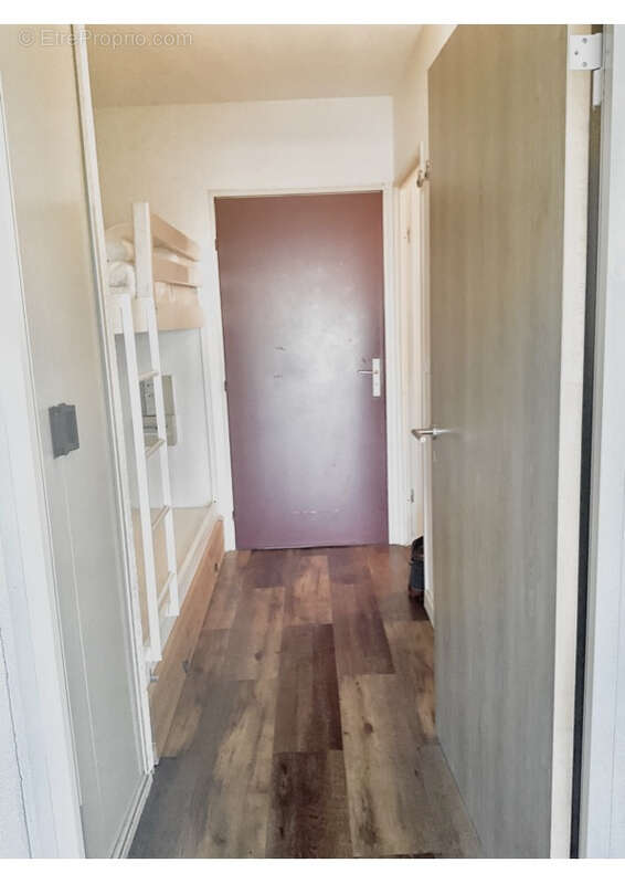 Appartement à MONTFERRIER