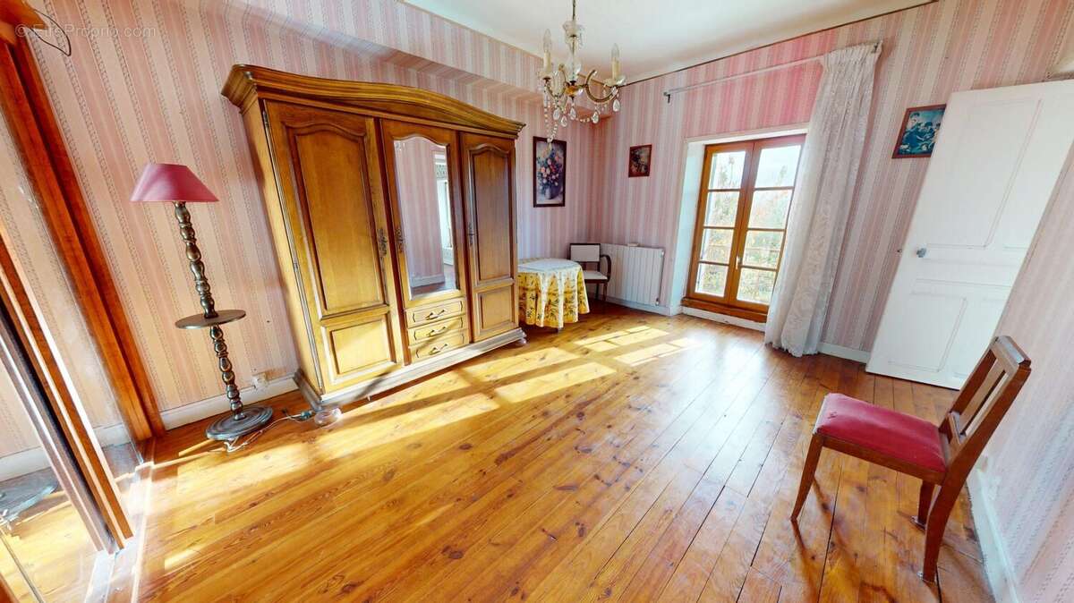 Maison à AMFREVILLE