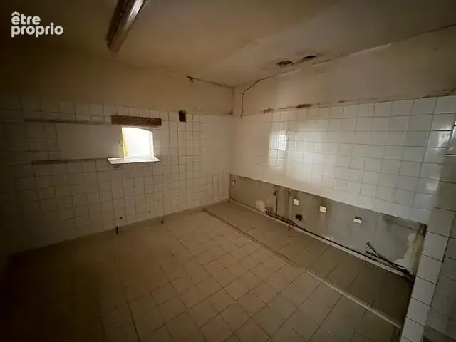 Commerce 175 m² à vendre à Orbec (14290) - photo 9
