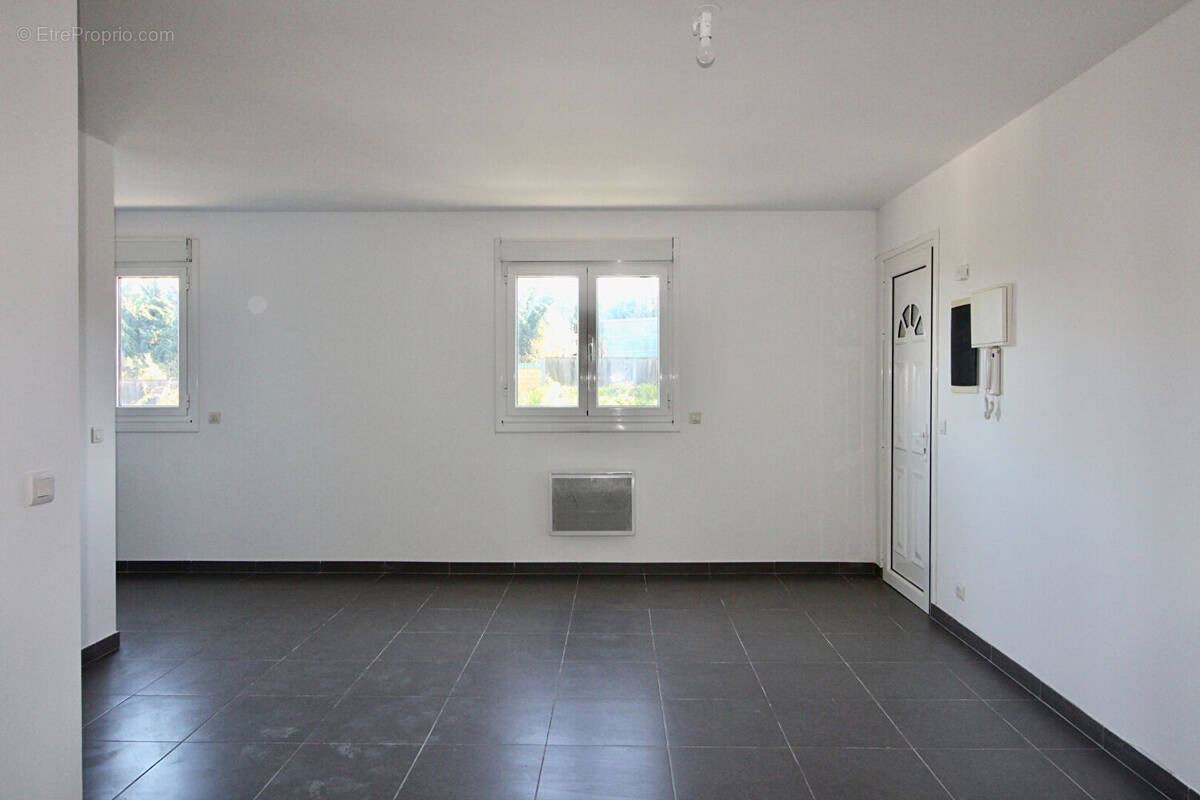 Appartement à VIGNEUX-SUR-SEINE