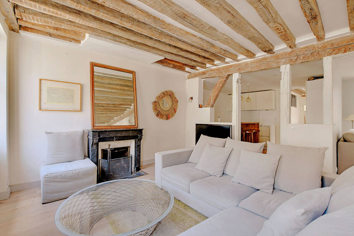 Appartement à PARIS-2E