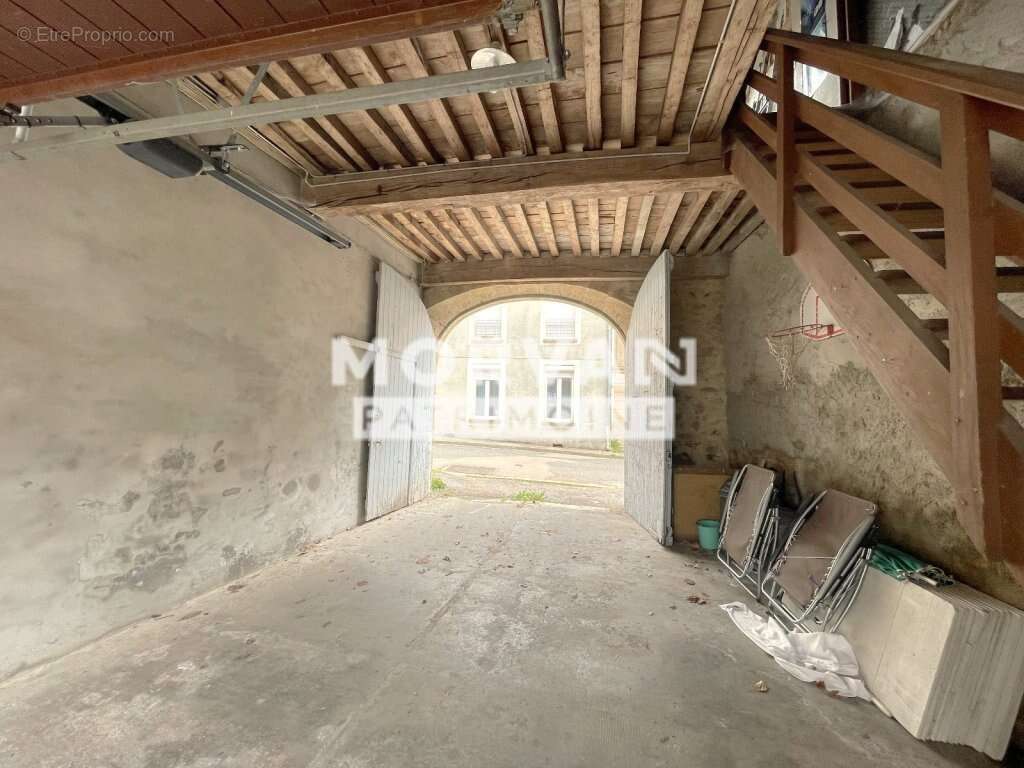 Maison à CHATEAU-CHINON(VILLE)