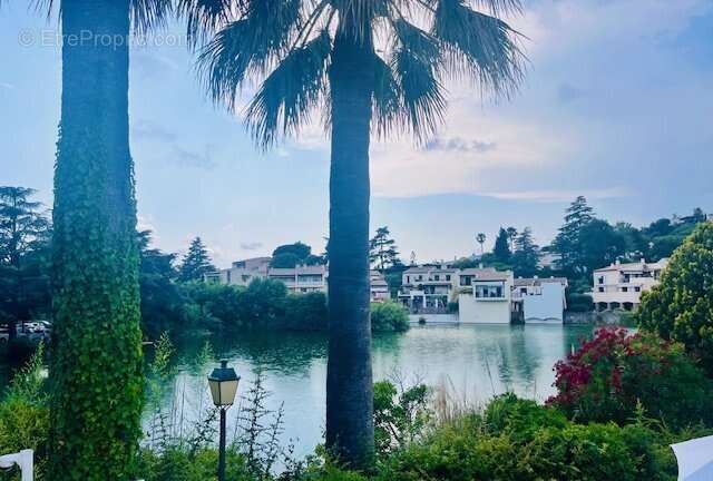 Appartement à VILLENEUVE-LOUBET