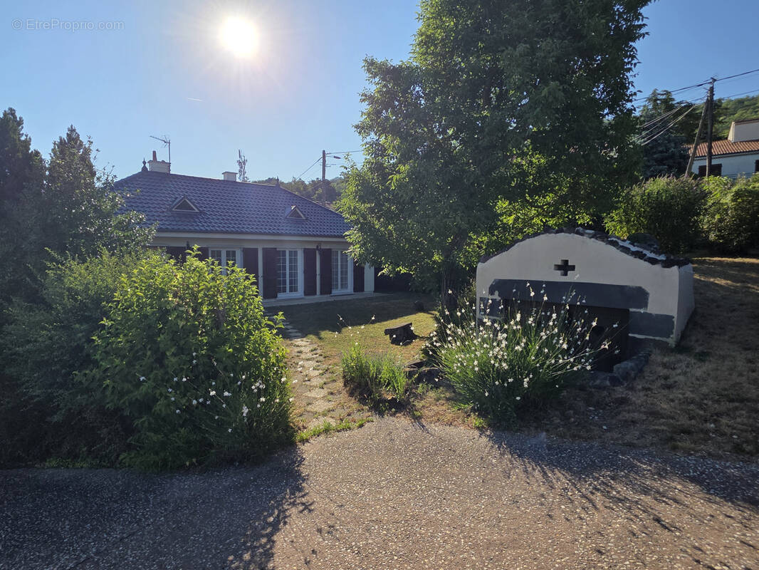Maison à ROMAGNAT