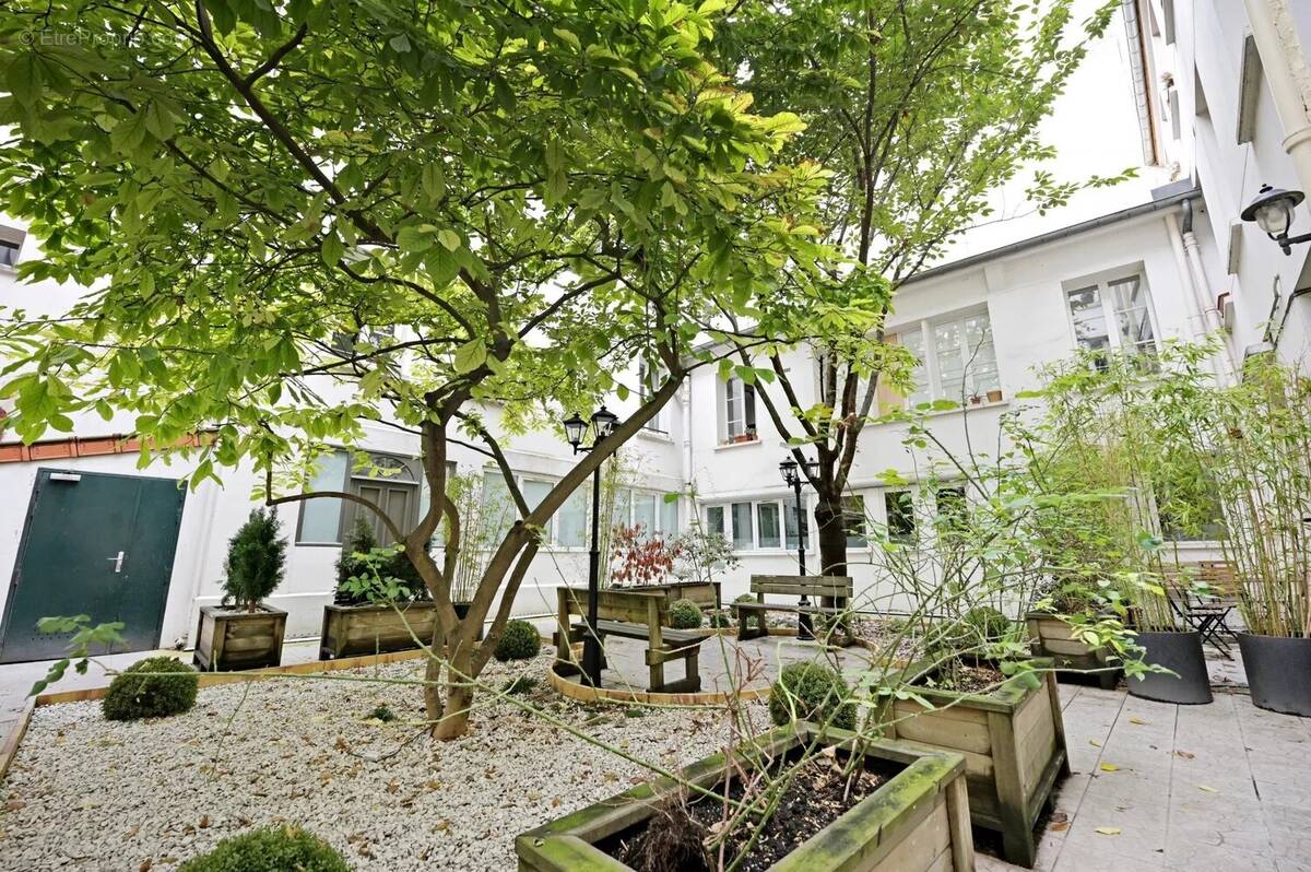 Appartement à PARIS-11E