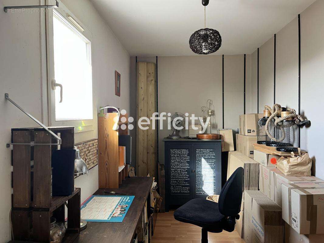 Maison à SAINT-GELAIS