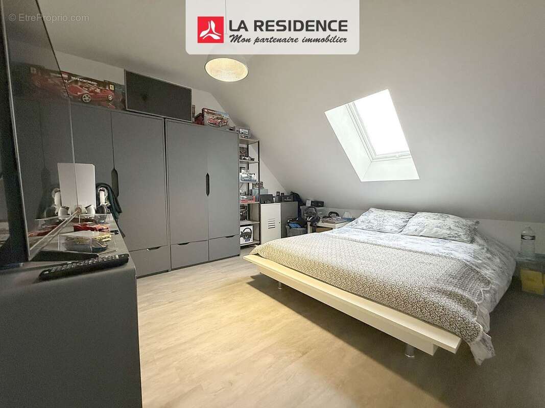 Maison à BONNIERES-SUR-SEINE