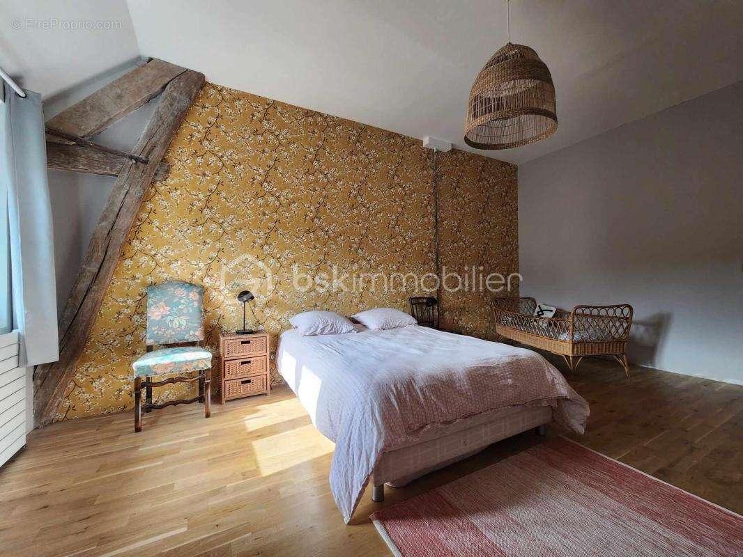 Magnifique Maison d’Exception avec Confort Moderne et Charme de l’Ancien ! - photo 9