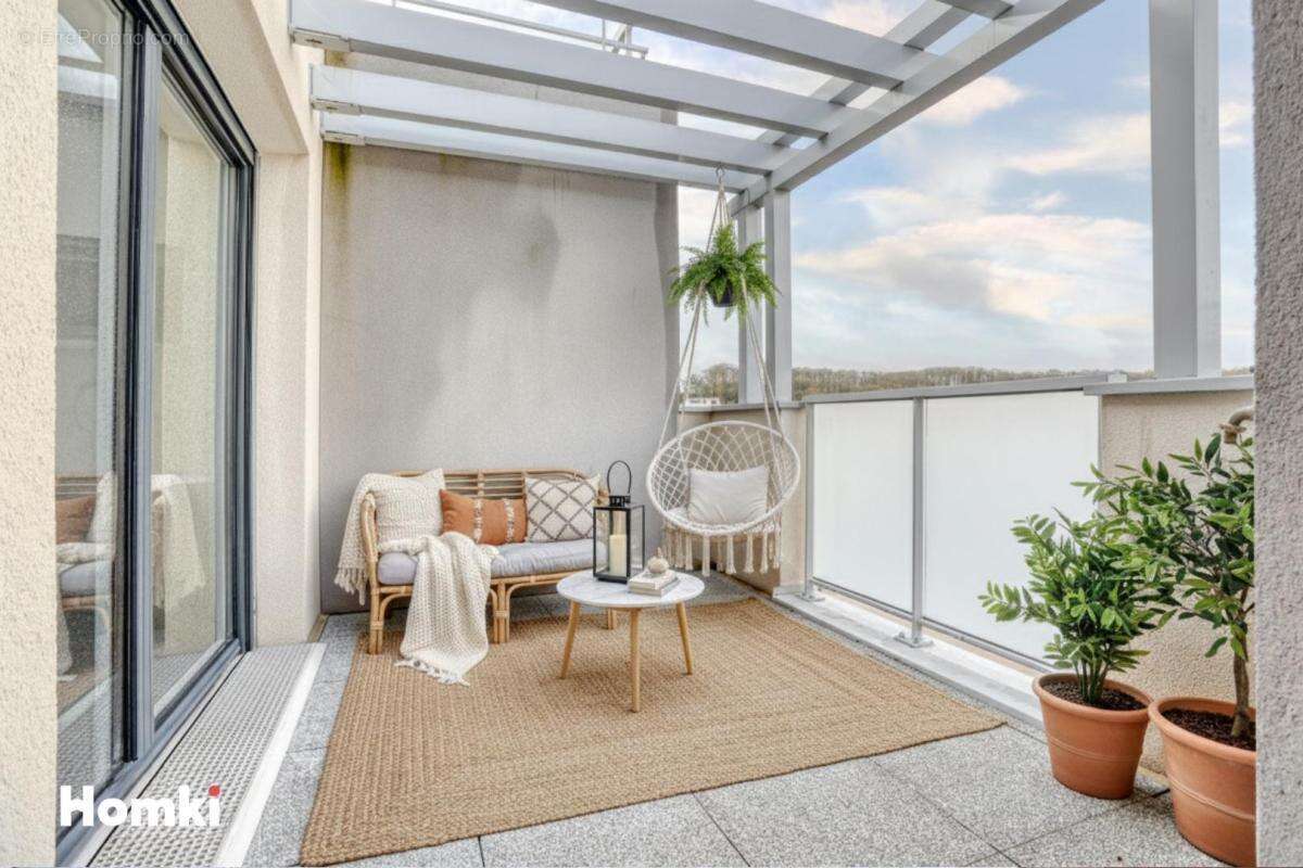 Appartement à SAINT-CYR-L'ECOLE