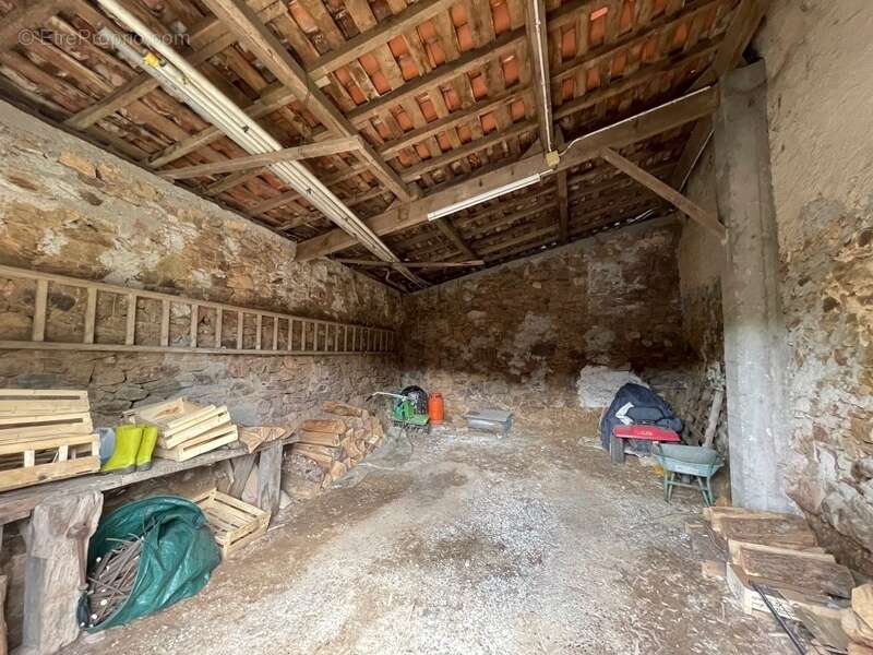 Appartement à BAGNAC-SUR-CELE