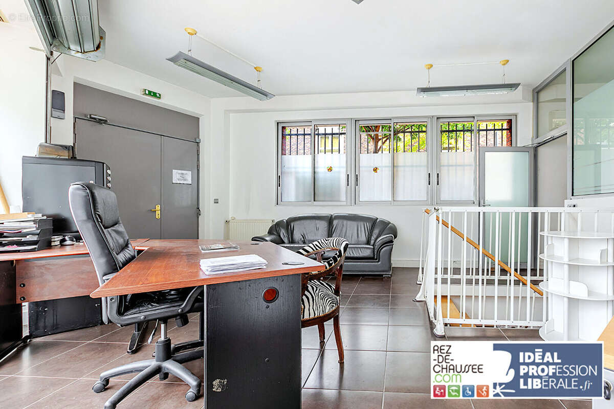 Commerce à ISSY-LES-MOULINEAUX