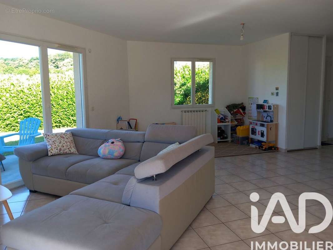 Photo 4 - Maison à CHABONS