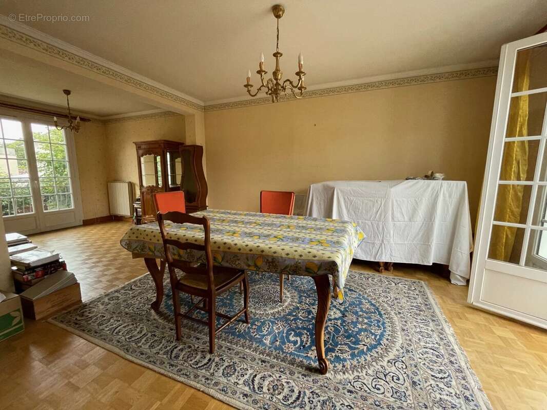 Maison à VILLEMOMBLE